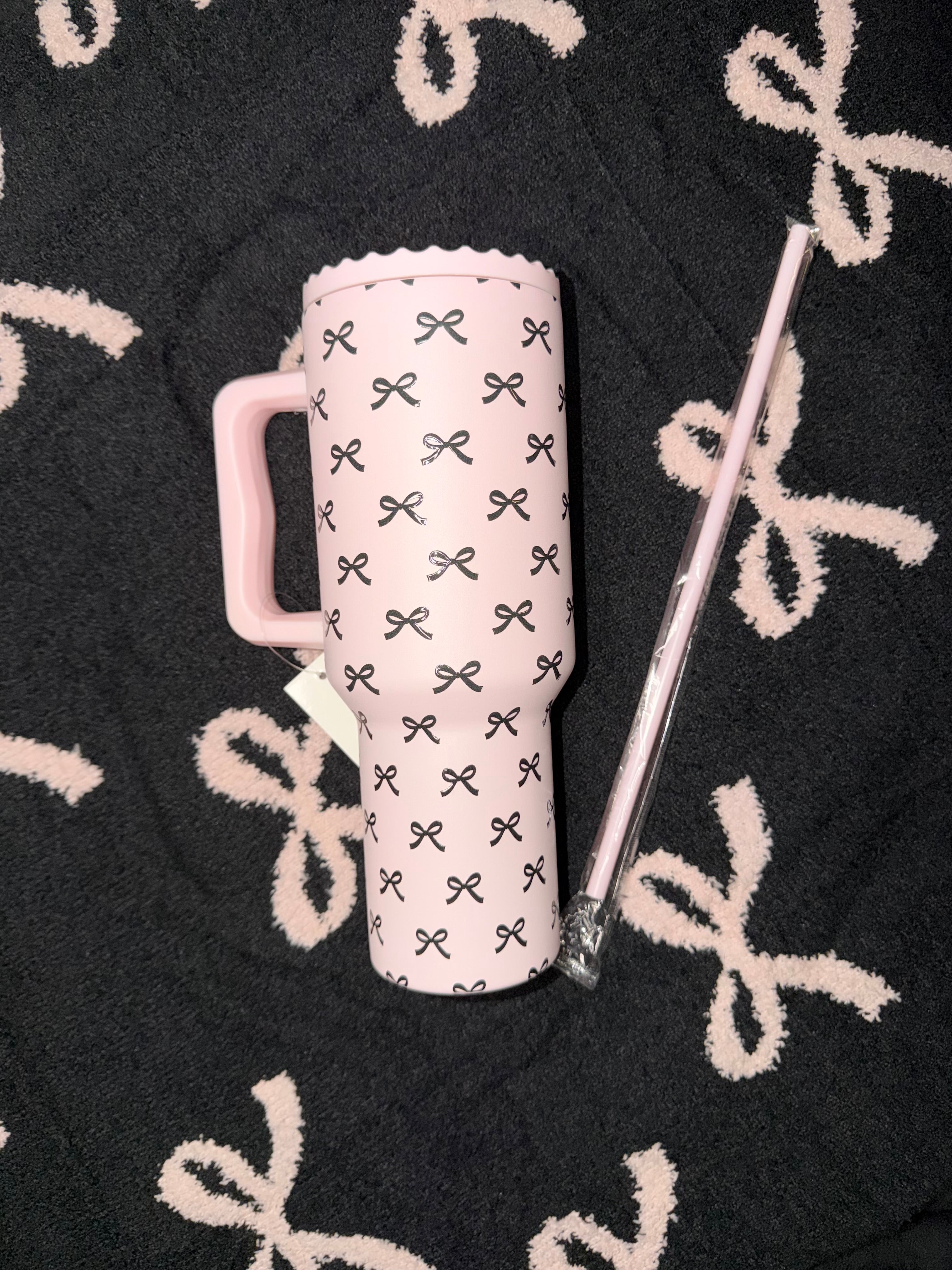 38 Oz Tumbler Black & White Mini Coquette Bows